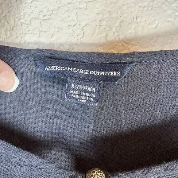 American Eagle XS Navy Embroidered Peasant Top Boho Bell Floral Bell Sleeve - Picture 6 of 6